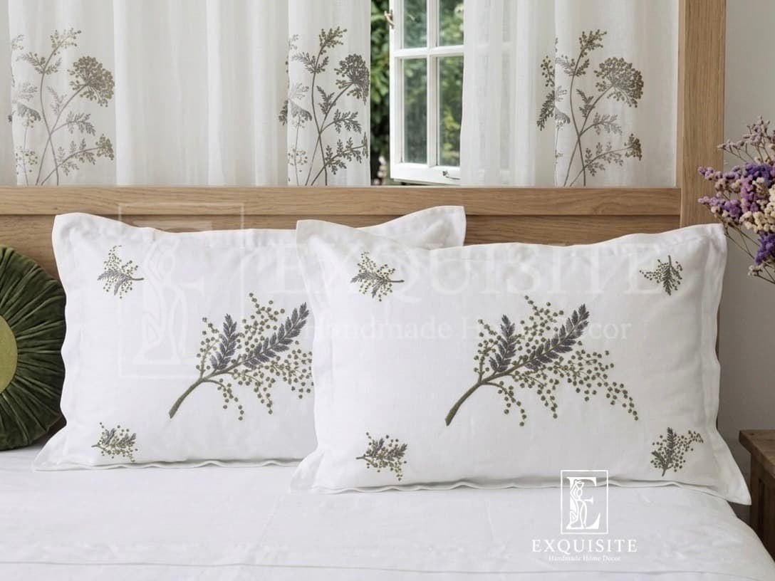 Pillow case with hand embroidery - Gối ngủ thêu tay — Exclusive Piece