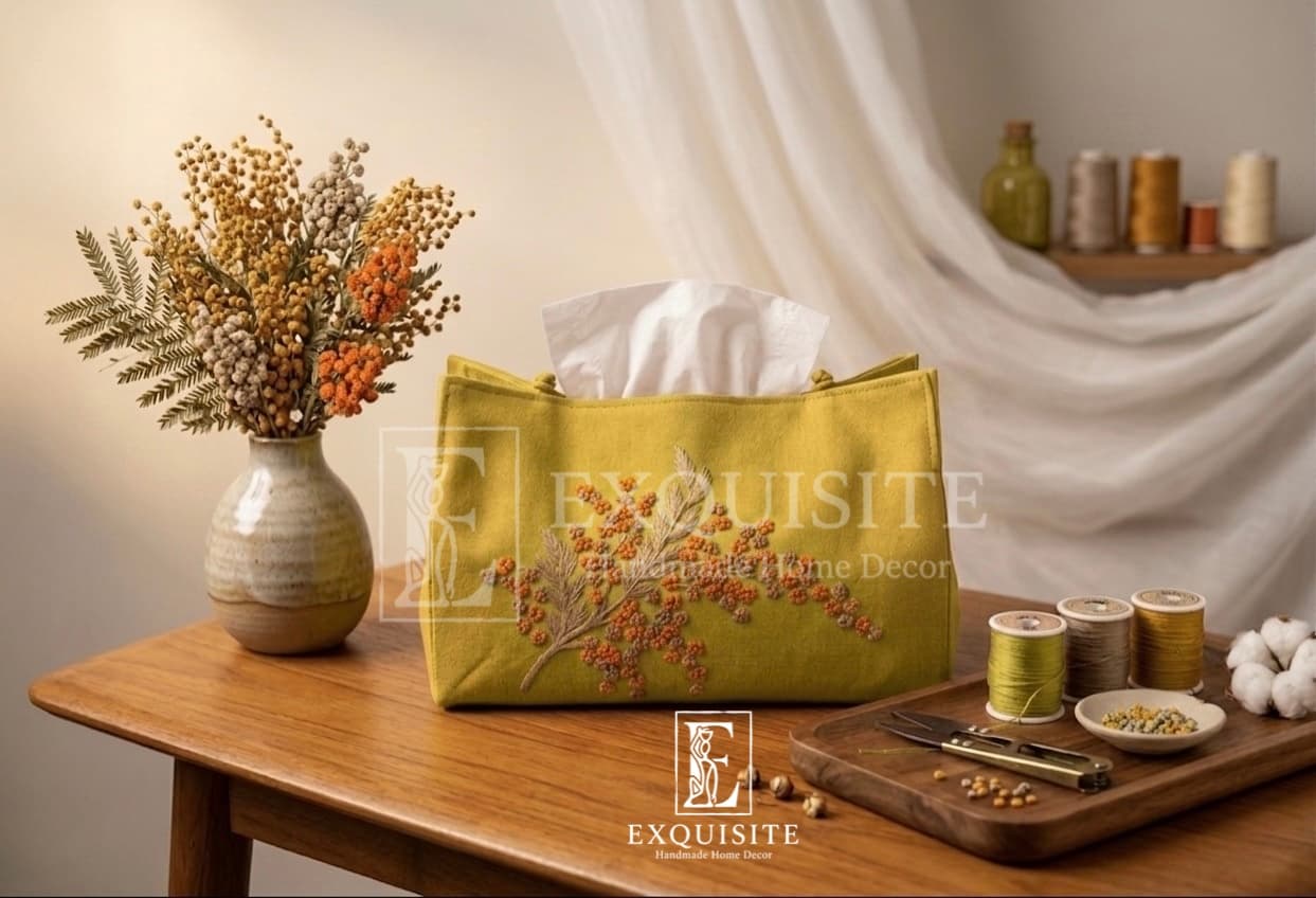 Tissue box with hand embroidery - Hộp giấy ăn thêu tay thumbnail 7