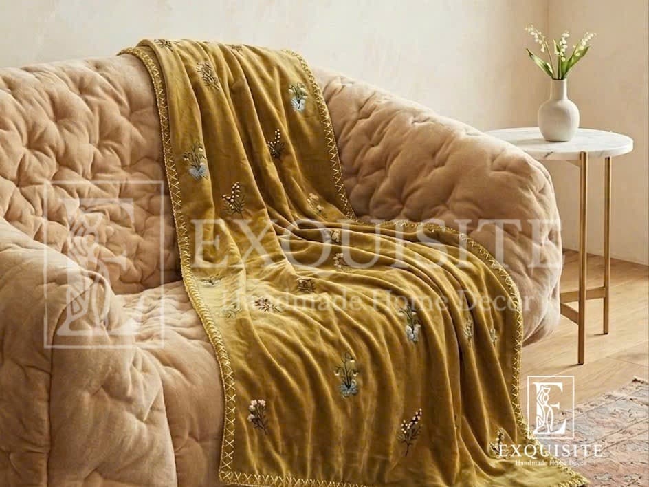 Velvet throw for sofa- Tấm phủ sofa — Exclusive Piece
